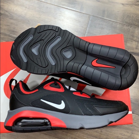 NIKE AIR MAX 200 Black/White-University Red men’s - Picture 13 of 16